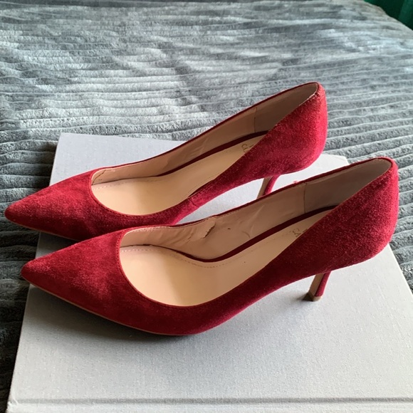 Vince Camuto Sophia Suede Kitten Heels in Size 7.5 - Picture 5 of 7